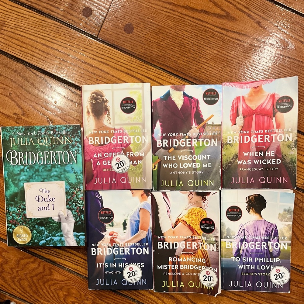 BRIDGERTON BOOKS !!